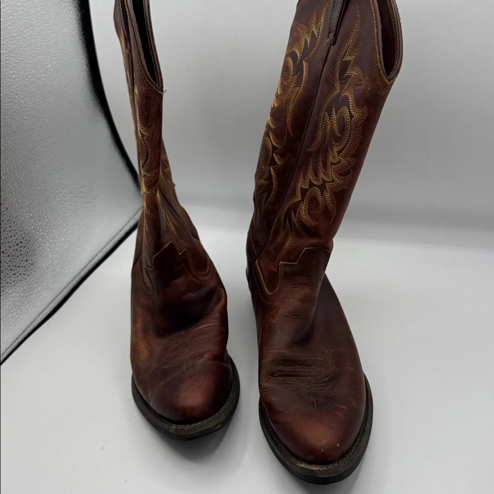 Justin 2551 Sorrel Apache Leather Cowboy Boot size 9 D 9D men’s boots justins